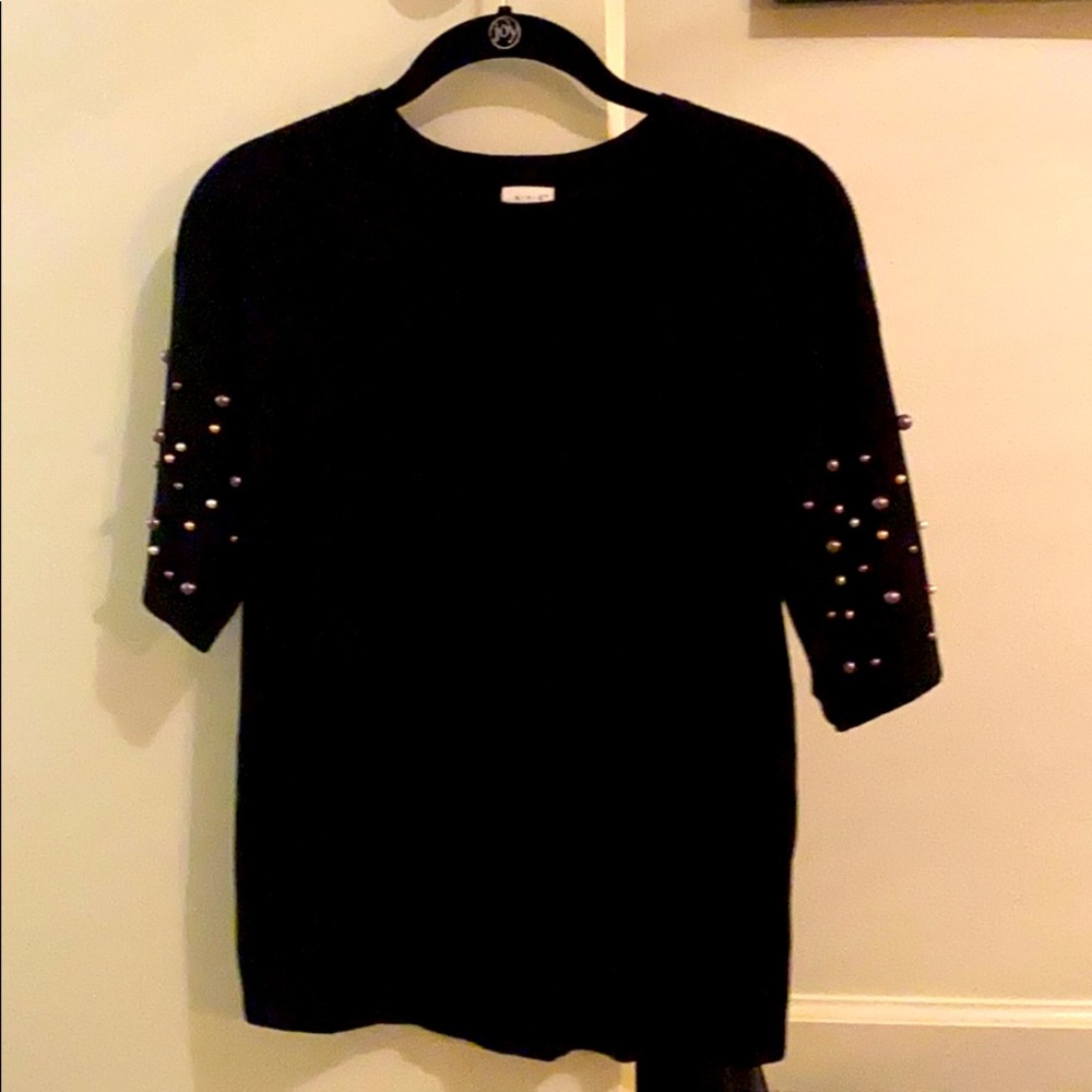 Black Sweater with Pearl Details and Half Sleeve